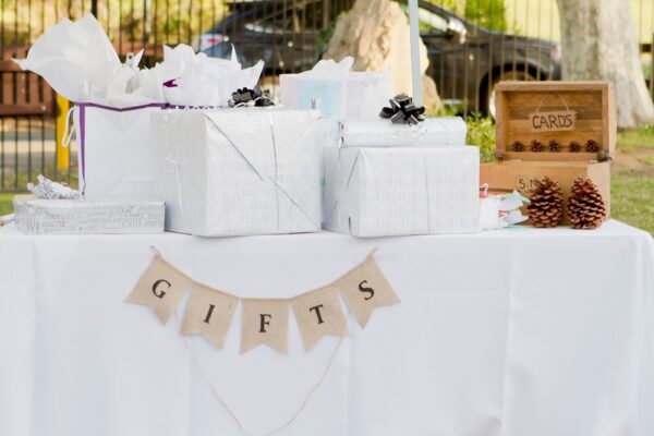 David’s Bridal Consolidates Wedding Gifting via MyRegistry Partnership